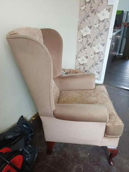Photo of free Armchair (Ermin Park GL3) #3