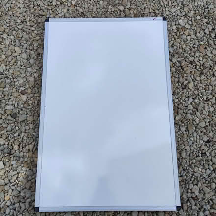 Photo of free Whiteboard (Northway OX3) #2
