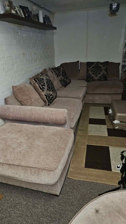 Photo of free the space for a smaller one (Kingswood SS16) #1