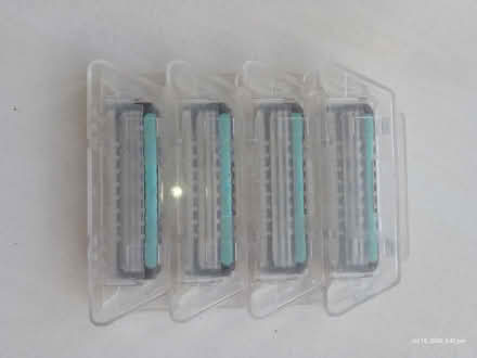 Photo of free Extreme 3 Razors (Wd257gl) #1