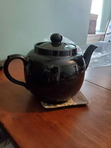 Photo of free brown teapot (Landenberg) #1