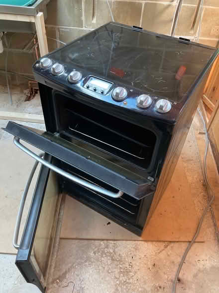 Photo of free Free standing Zanussi cooker (Cotham BS6) #2