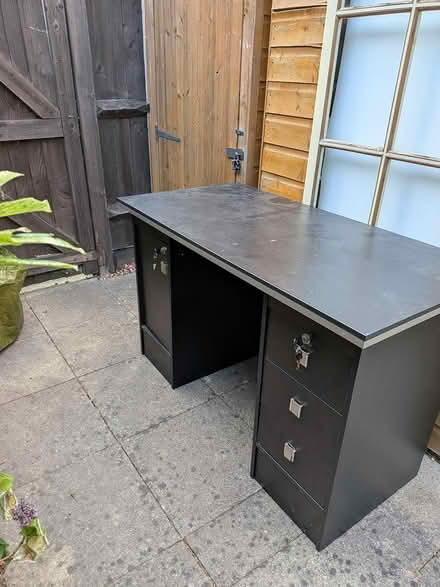 Photo of free Desk (RG2) #1