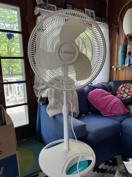 Photo of free 16" floor fan (Northwood - Hopatcong) #1