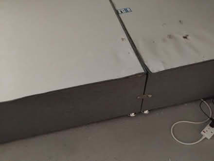 Photo of free King size divan. (Bracknell RG42) #2