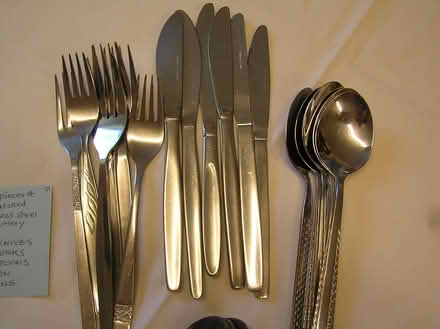 Photo of free 22 s/steel unmatched cutlery (West Moors BH22) #2
