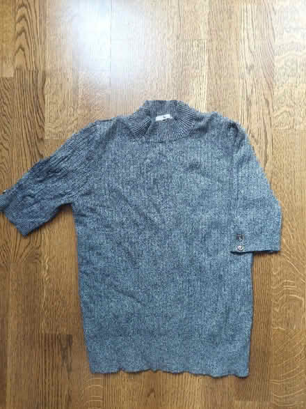Photo of free Short sleeve knit top size 12 (Clerkenwell WC1X) #1