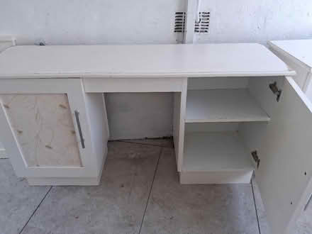Photo of free desk with shelves (D7) #2