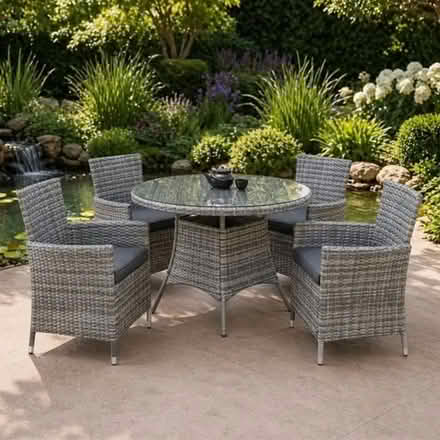 Photo of garden furniture (New Malden KT3) #1