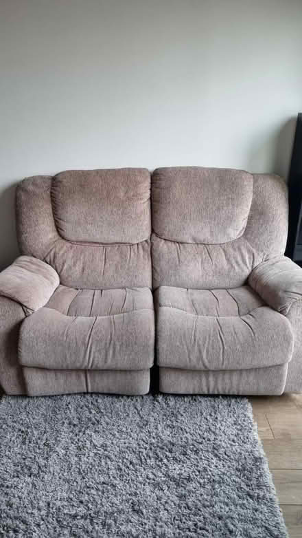 Photo of free 2 seater recliner sofa (Barkingside (IG6 1G)) #2