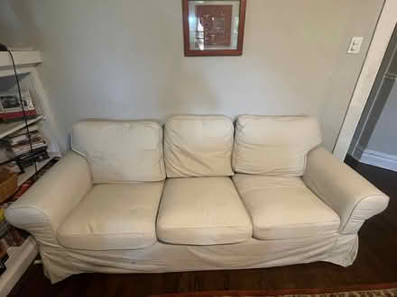 Photo of free Good condition couch (East Rogers Park) #1