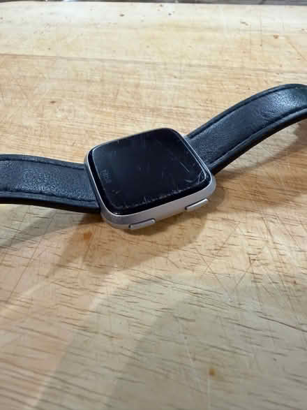 Photo of free Fitbit Versa Smartwatch Fitness Activity Tracker (Nunnery Wood WR5) #4