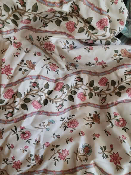 Photo of free Bulk of fabric and curtain/ seam material (Hulme M15) #2