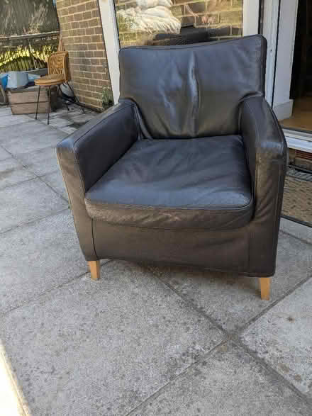 Photo of free Brown leather arm chair (Hollingdean BN1) #1