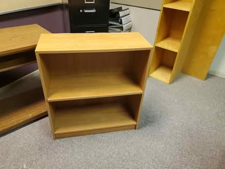 Photo of free short bookshelf (South Bellevue) #1