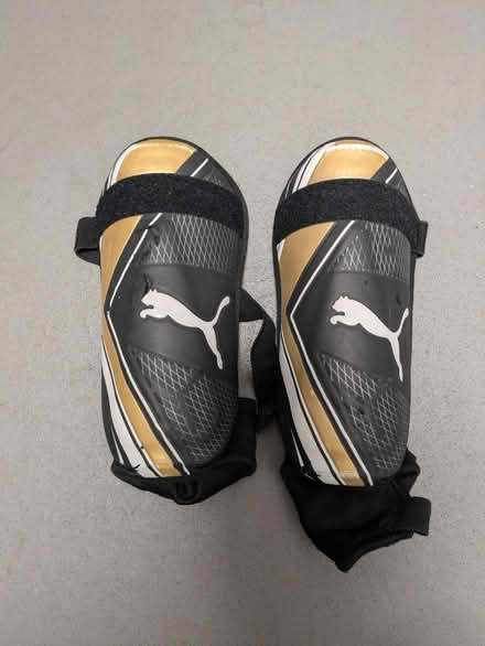 Photo of free Knee Pads #2 (Sharrow S2) #1