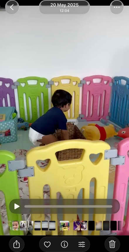 Photo of free Play Pen (Lampton TW3) #1