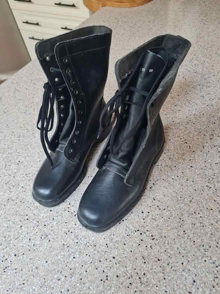 Photo of free Army boots (Renmore) #1