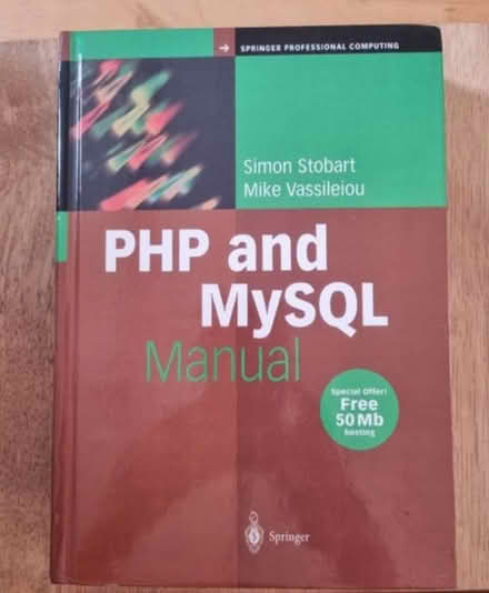 Photo of free PHP and MySQL Manual (Enfield EN3) #1
