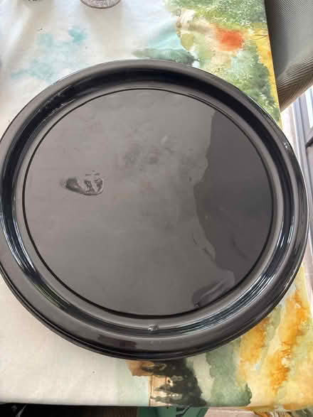 Photo of free x7 large plastic playters (UpperHale GU9) #1