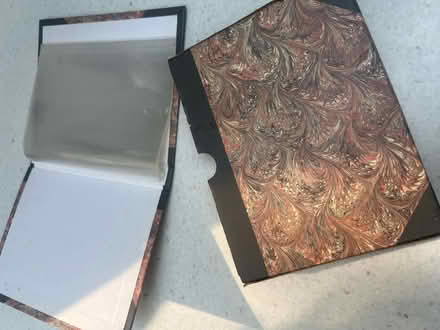 Photo of free Photo album for 6x4” (Hulme M16) #1