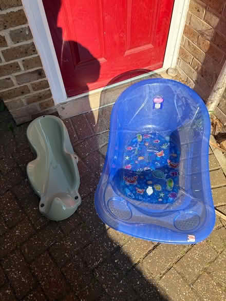 Photo of free Baby bath and insert (Edenbridge TN8) #1