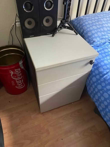 Photo of free Drawer Unit (Maiden Place RG2) #1