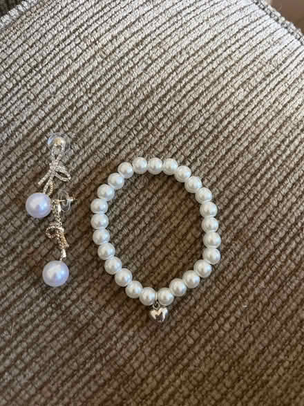 Photo of free Costume bracelet & earings (South Keys) #1