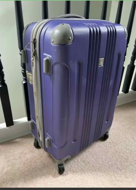 Photo of free Medium suitcase - East Dulwich (East Dulwich) #1