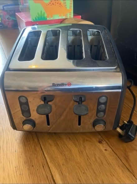 Photo of free 4 Slice Toaster (Cheshunt En8) #1