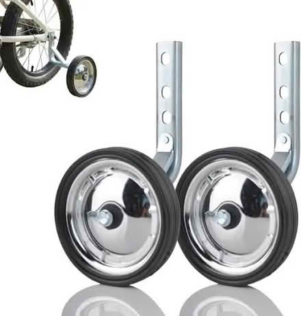 Photo of Training wheels for girls bike (L5L 5P5) #1