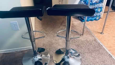 Photo of free Bancos (Hyattsville md 20782) #1