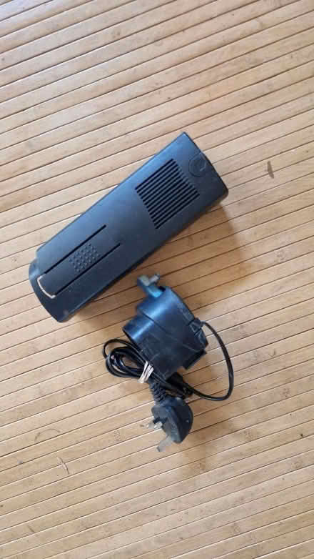 Photo of free Aquarium with hood plus job lot of aquarium equipment (Wallingford OX10) #2