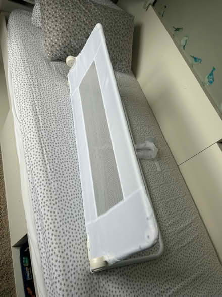 Photo of free Bed guard (ME8 Twydall) #1