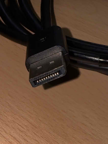Photo of free Display port cable (Wolverhampton WV10) #2