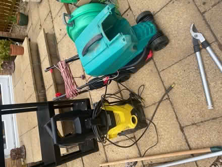 Photo of free Various items for the garden,lawn mower,jet wash and lots mo (East Mains G74) #3