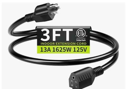 Photo of Light duty short 3-prong ext. cord (Fairfax, Forrest Ave.) #1