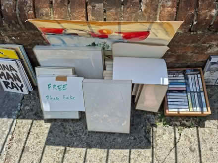 Photo of free Collection of photo/picture frames (Divinity Road OX4) #1