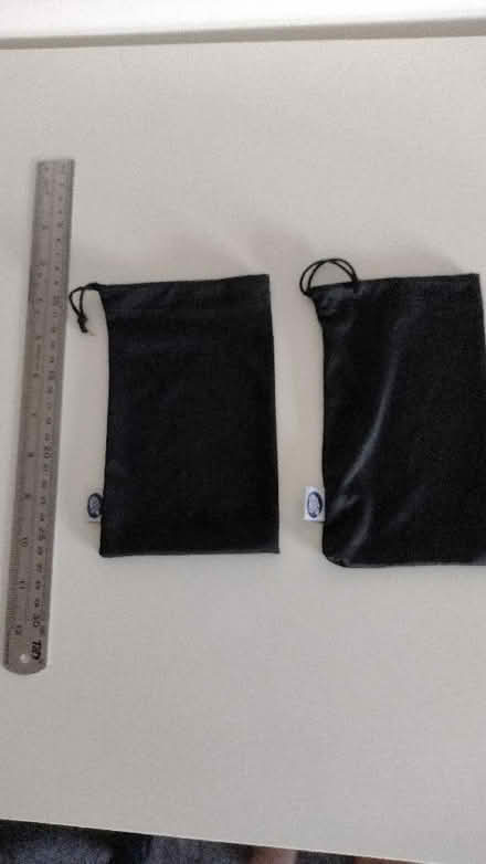Photo of free Drawstring bag for Sunglasses (Crookes S10) #2