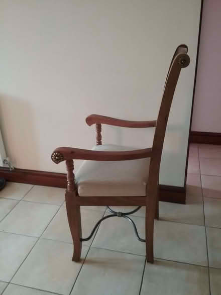 Photo of free Occasional chair (Four Crosses SY22) #2