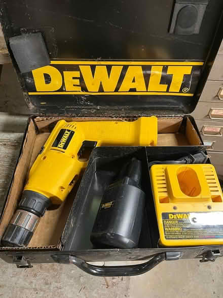 Photo of free DeWalt drywall screw gun (East Watertown) #1