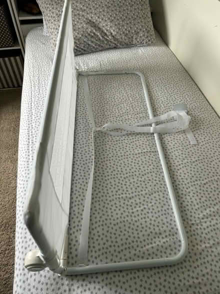 Photo of free Bed guard (ME8 Twydall) #2