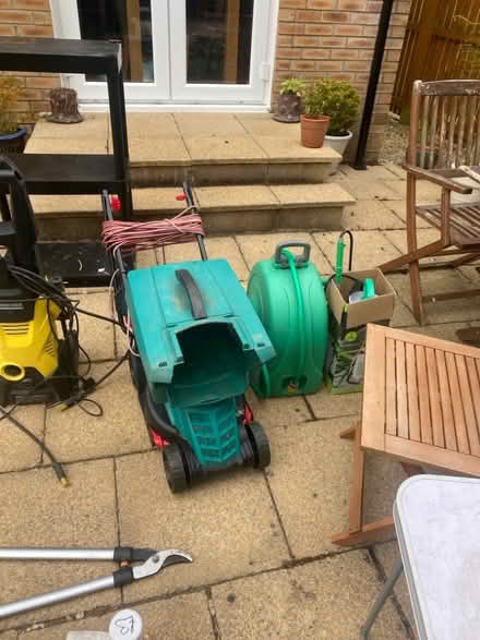 Photo of free Various items for the garden,lawn mower,jet wash and lots mo (East Mains G74) #2