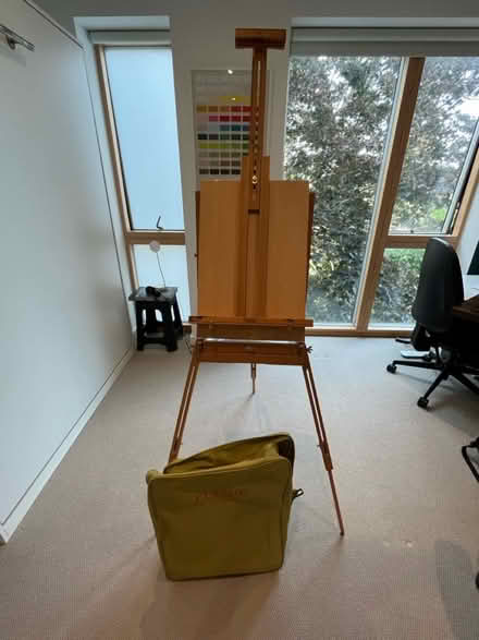 Photo of free Jullian Classic box easel (Charlton SE7) #1