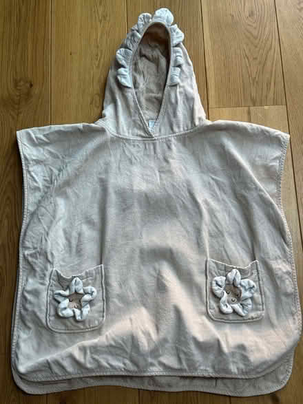Photo of free Age 7-10 hooded towel (Winchester SO22) #1