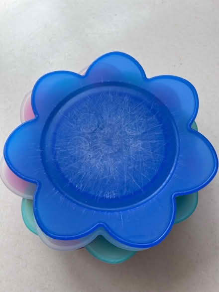 Photo of free ‘Vintage’ Ikea flower plates (Goring by Sea BN12) #1