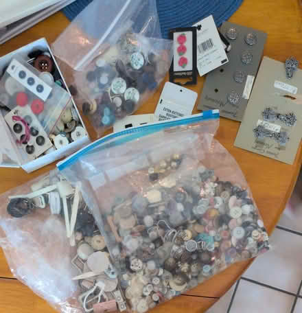 Photo of free Old buttons, clasps, etc (San Rafael) #1