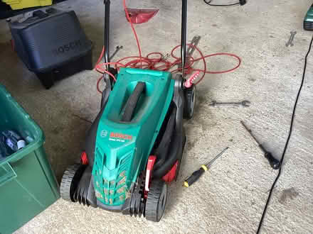 Photo of free Lawnmower (Cheltenham GL51) #2
