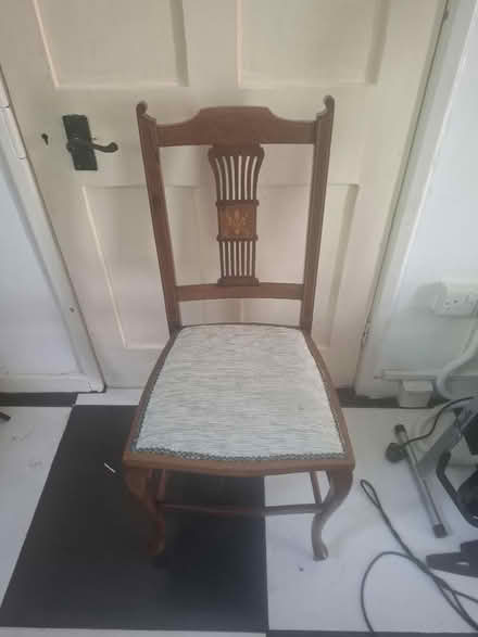 Photo of free Antique inlaid oak hall chair (L25 Woolton) #1