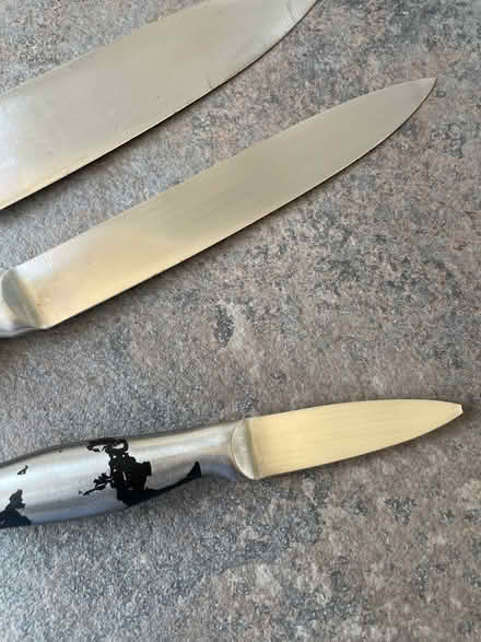 Photo of free Knife block set (Christchurch Way SE10) #4